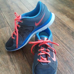 Nike 5 Gray Orange Tennis Shoes 👟